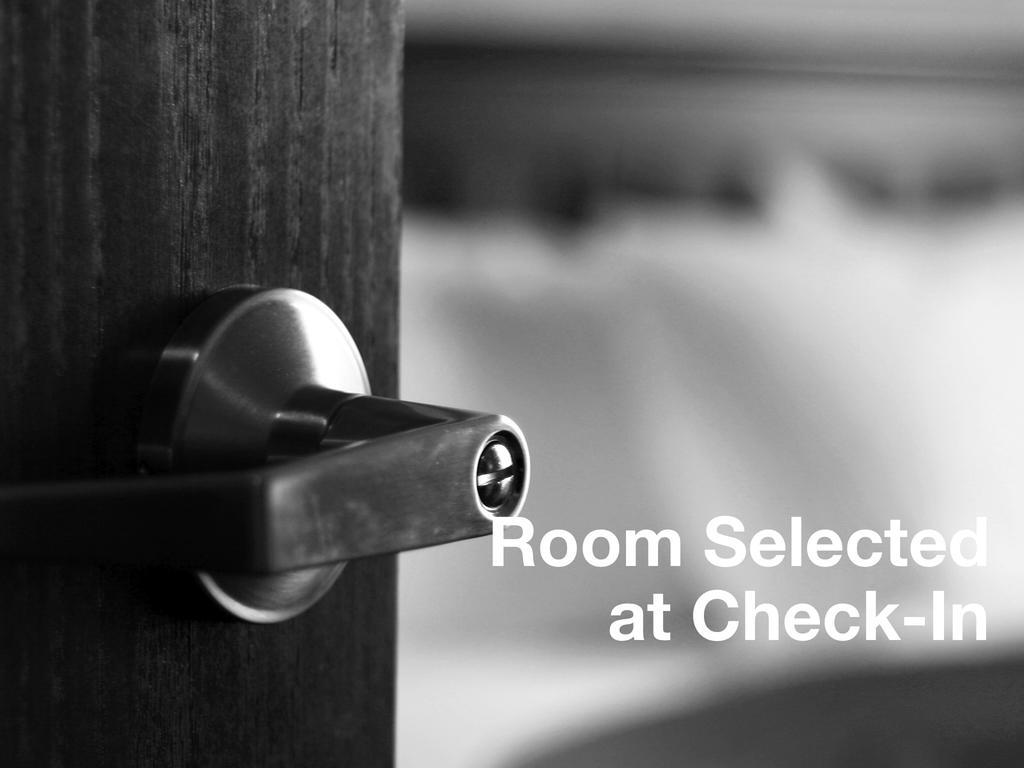 Hotel Baeren Am Bundesplatz 4*